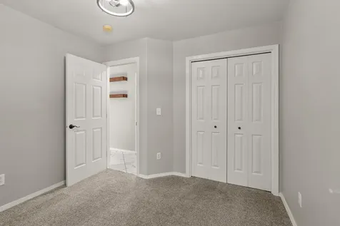 543 Hoover Park Drive Medford OR 97504