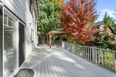 543 Hoover Park Drive Medford OR 97504