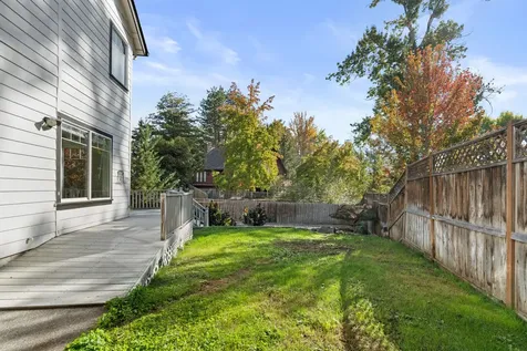 543 Hoover Park Drive Medford OR 97504
