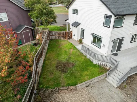 543 Hoover Park Drive Medford OR 97504