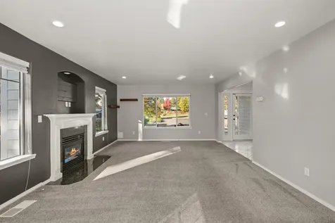543 Hoover Park Drive Medford OR 97504