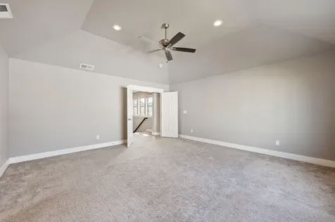 20606 SE Slate Avenue Bend OR 97702