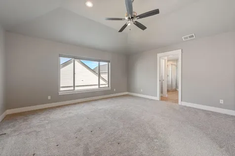 20606 SE Slate Avenue Bend OR 97702