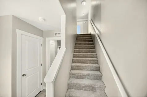 7798 Jacqueline Way White City OR 97503