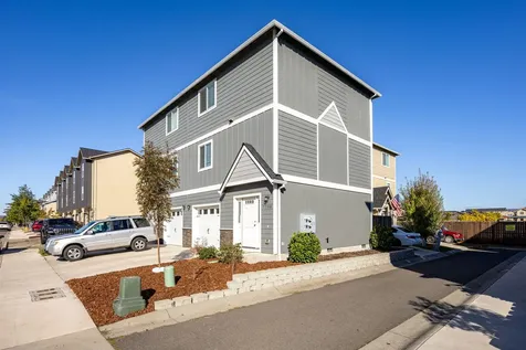 7798 Jacqueline Way White City OR 97503