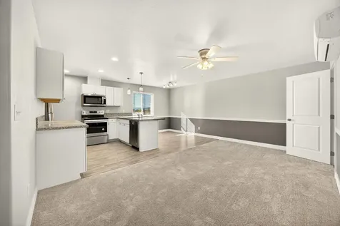 7798 Jacqueline Way White City OR 97503