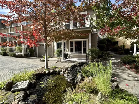 455 Holly Street Ashland OR 97520
