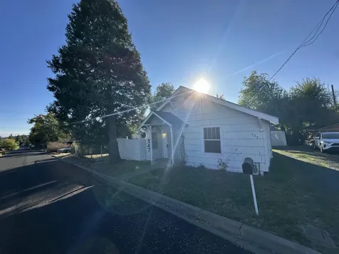 547 Uerlings Avenue Klamath Falls OR 97601