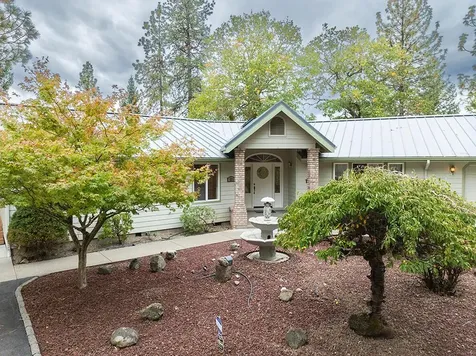 225 Lee Joy Drive Grants Pass OR 97526