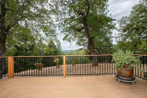 225 Lee Joy Drive Grants Pass OR 97526