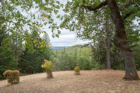 225 Lee Joy Drive Grants Pass OR 97526