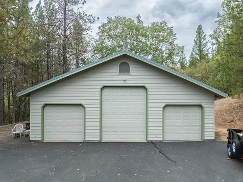 225 Lee Joy Drive Grants Pass OR 97526