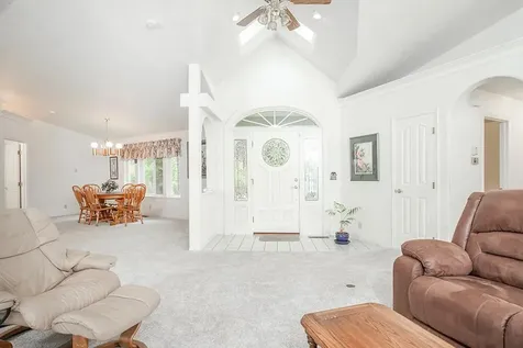 225 Lee Joy Drive Grants Pass OR 97526