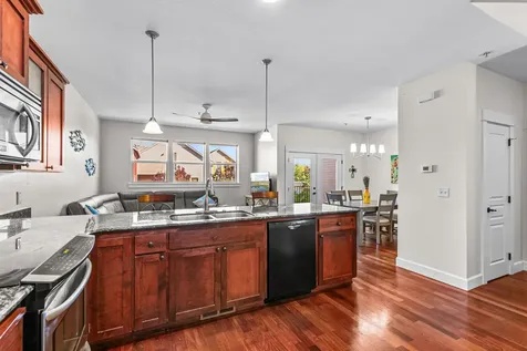 440 N Fourth Street Jacksonville OR 97530
