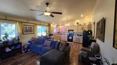 488 Crowson Road Ashland OR 97520