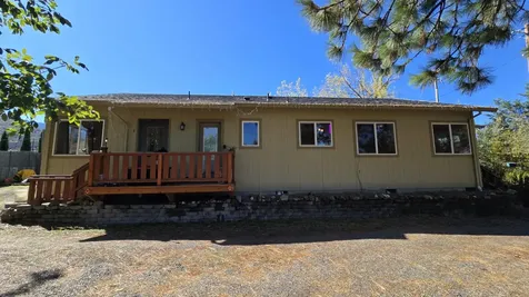 488 Crowson Road Ashland OR 97520