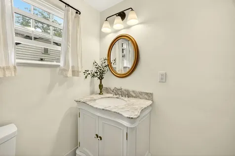17 Glen Oak Court Medford OR 97504