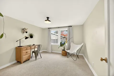 17 Glen Oak Court Medford OR 97504