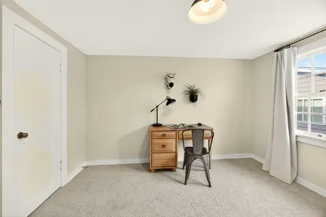 17 Glen Oak Court Medford OR 97504
