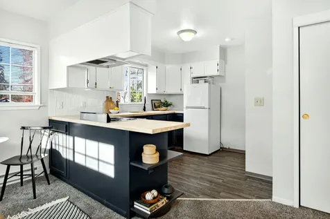 17 Glen Oak Court Medford OR 97504