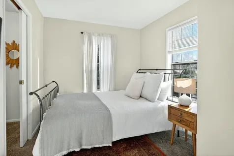 17 Glen Oak Court Medford OR 97504