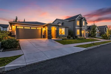 972 NE Steins Pillar Drive Prineville OR 97754