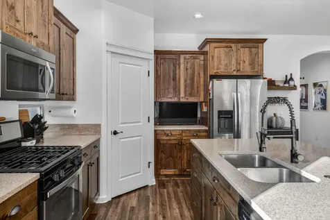 972 NE Steins Pillar Drive Prineville OR 97754