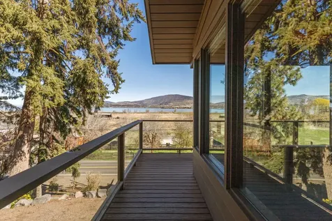 1215 Lakeshore Drive Klamath Falls OR 97601