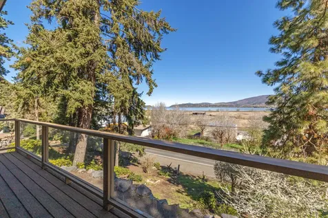 1215 Lakeshore Drive Klamath Falls OR 97601