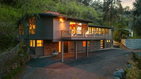 1215 Lakeshore Drive Klamath Falls OR 97601