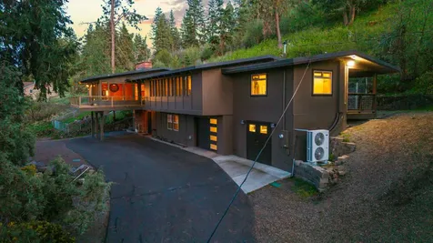 1215 Lakeshore Drive Klamath Falls OR 97601