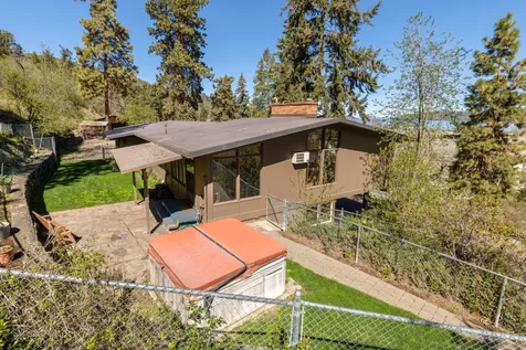 1215 Lakeshore Drive Klamath Falls OR 97601
