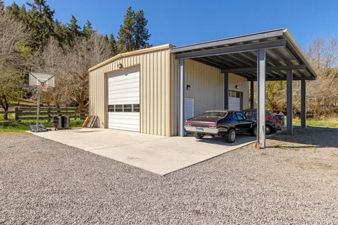1215 Lakeshore Drive Klamath Falls OR 97601