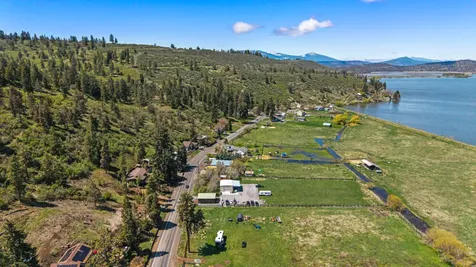 1215 Lakeshore Drive Klamath Falls OR 97601