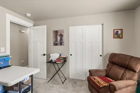 2271 Smokethorn Way Medford OR 97504