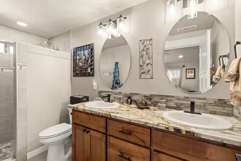 2271 Smokethorn Way Medford OR 97504