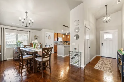 2271 Smokethorn Way Medford OR 97504