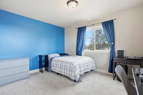 3046 NE Red Oak Drive Bend OR 97701