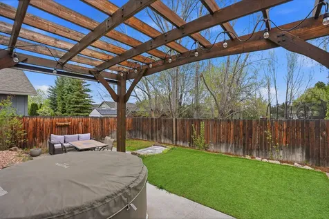 3046 NE Red Oak Drive Bend OR 97701