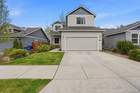 3046 NE Red Oak Drive Bend OR 97701