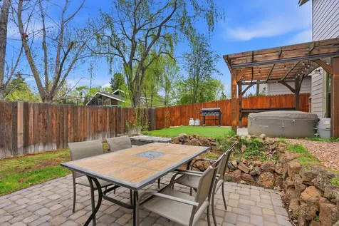 3046 NE Red Oak Drive Bend OR 97701