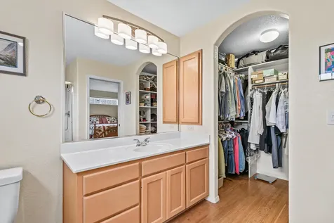 500 Starflower Lane Ashland OR 97520