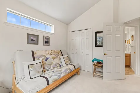 500 Starflower Lane Ashland OR 97520