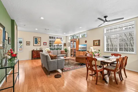 500 Starflower Lane Ashland OR 97520