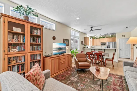 500 Starflower Lane Ashland OR 97520
