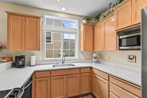 500 Starflower Lane Ashland OR 97520