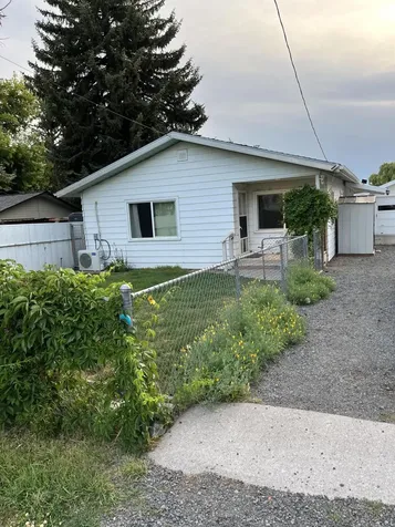 1868 Ivory Street Klamath Falls OR 97603