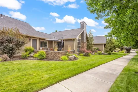 301 SE Larkspur Drive Madras OR 97741