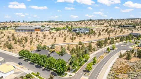 301 SE Larkspur Drive Madras OR 97741