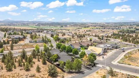 301 SE Larkspur Drive Madras OR 97741